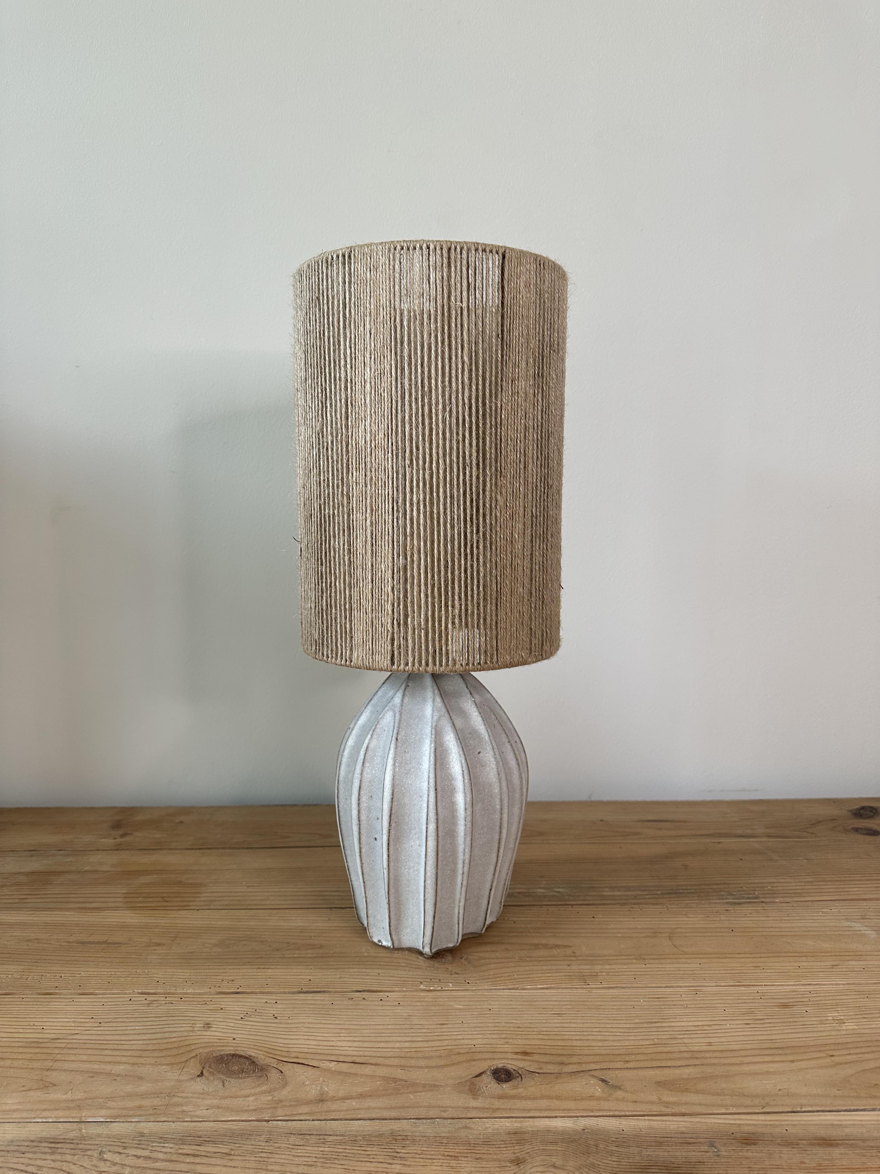 Orbe table lamp