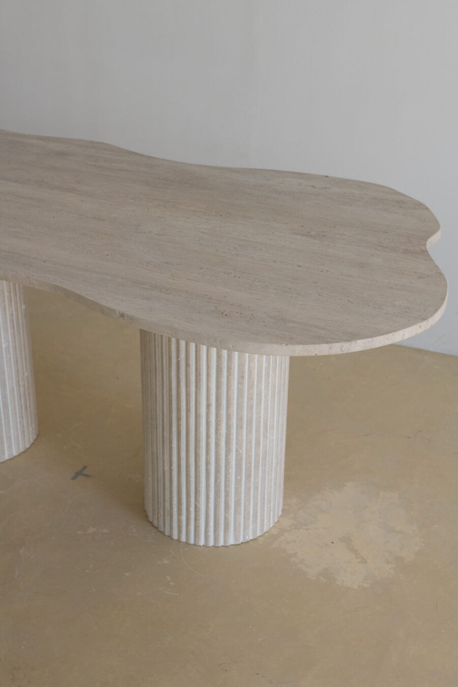 Unshaped dinner table